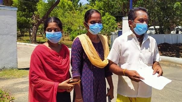 விஜயபாஸ்கரின் நெருங்கிய ஆதரவாளர் மீது பண மோசடி புகார்... மாவட்ட எஸ்.பி அலுவலகத்தில் கதறி அழுத குடும்பம்!