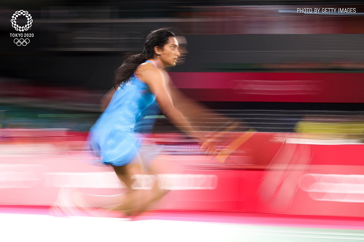 ஜப்பானின் யமகுச்சிக்கு எதிராக கடுமையான போராட்டம்..  அரையிறுதிக்கு முன்னேறினார் பி.வி.சிந்து! #OLYMPICS 