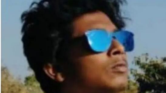 பிரபல இயக்குநரின் மகன் சாலை விபத்தில் மரணம்... திரையுலகம் அதிர்ச்சி!