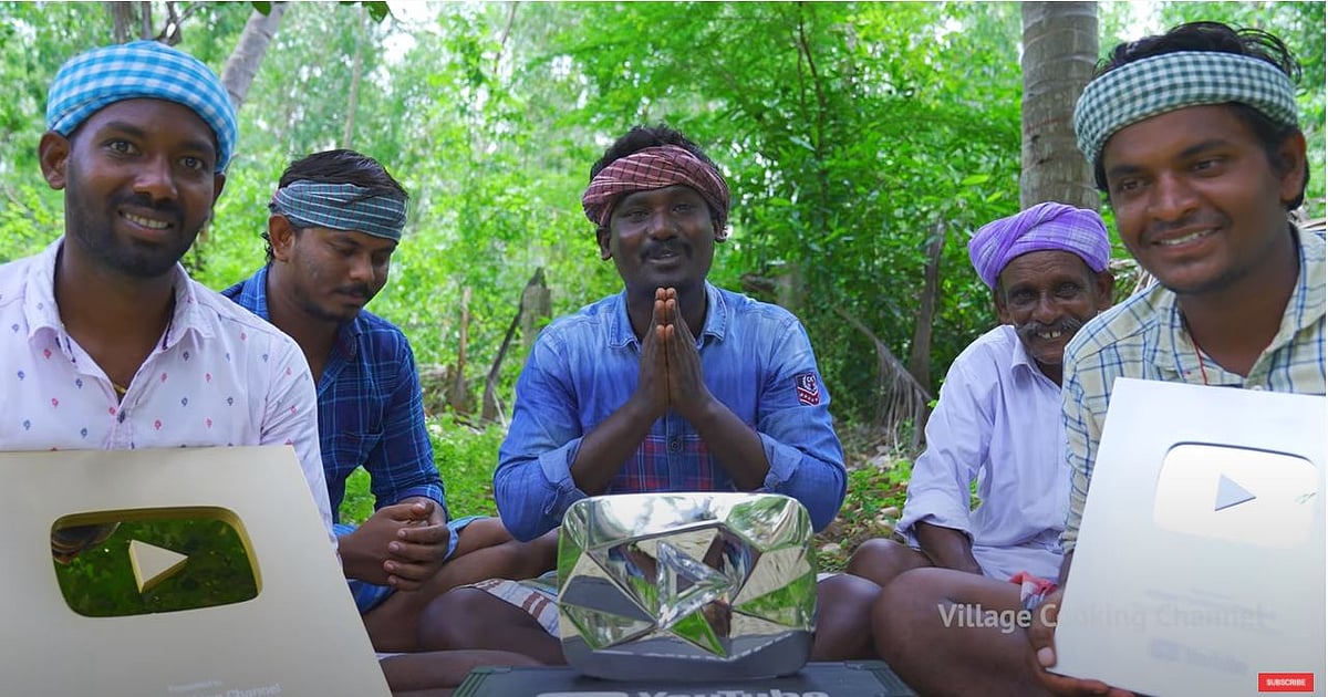 1 கோடி சப்ஸ்கிரைபர்ஸ்: முதலமைச்சரின் பொது நிவாரண நிதிக்கு ரூ.10 லட்சம் வழங்கிய 'வில்லேஜ் குக்கிங்' சேனல்!