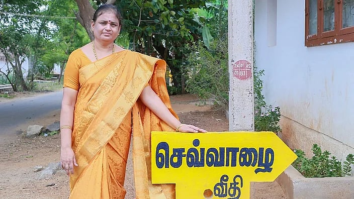 விருதுநகர் வீதிகளில் மணக்கும் ‘செந்தமிழில் பெயர்கள்’: ஆத்திபட்டி ஊராட்சி மன்றத் தலைவரின் அசத்தல் முயற்சி!