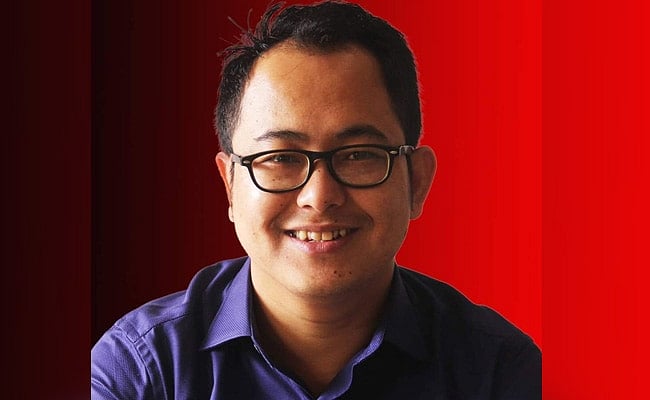 "மாட்டுச்சாணம் கொரோனாவை குணப்படுத்தாது எனக் கூறியதால் கைதானவரை உடனே விடுவியுங்கள்" : உச்சநீதிமன்றம் கெடு!