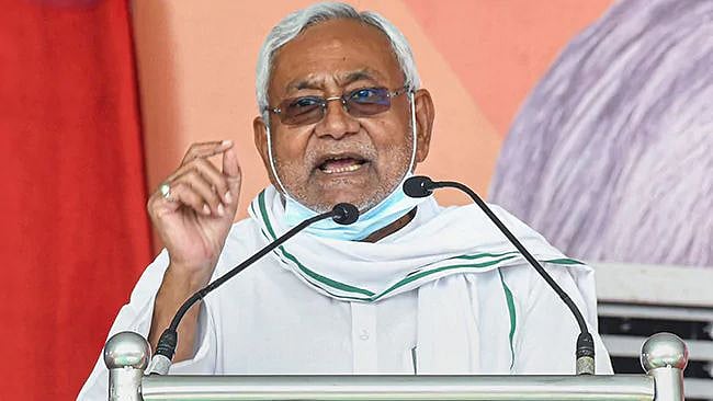 “சட்டங்கள் மூலம் மக்கள் தொகையைக் கட்டுப்படுத்த முடியாது” : பா.ஜ.க அரசை வெளுத்து வாங்கிய நிதிஷ்குமார் !