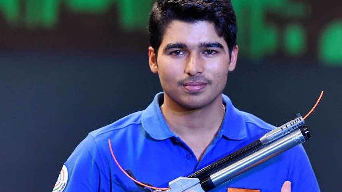 பதக்க வாய்ப்பு பிரகாசம்: ஒலிம்பிக் துப்பாக்கிச்சுடுதல் தகுதிச் சுற்றில் இந்திய வீரர் சவுரவ் முதலிடம்!