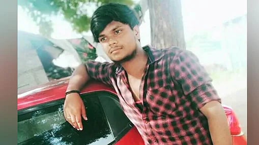 “தோட்டத்தில் மது அருந்திய கும்பலை தட்டிக்கேட்ட மாணவர் குத்திக்கொலை” : சிவகங்கையில் அதிர்ச்சி சம்பவம்!