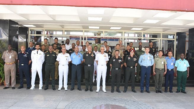 தாலிபான் விவகாரம் : தமிழ்நாட்டில் பயிற்சி முடித்த ஆப்கன் இராணுவ வீரர்கள் - நாடு திரும்புவதில் சிக்கல்!