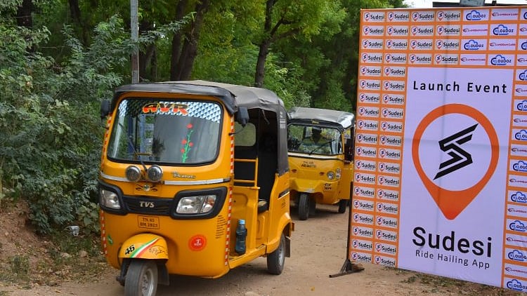 திருச்சியை கலக்கும் ‘சுதேசி ஆட்டோ’... கார்ப்பரேட் நிறுவனங்களுக்கு சவால் விடும் ஆட்டோக்காரர்கள்!