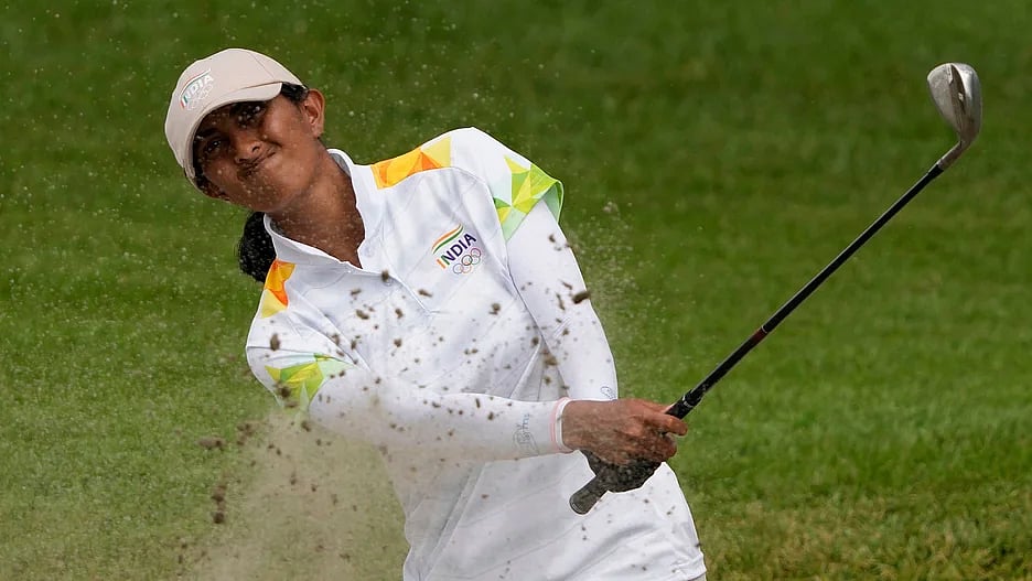 “ஒடஞ்சிருந்தாலும் தங்கம் சார்” : அதிதி அசோக் பெருமிதமிக்க தோல்வி!