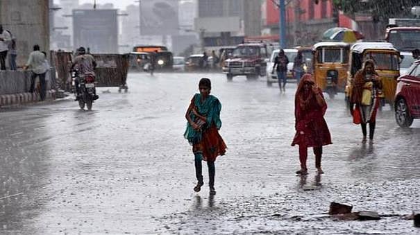 சென்னையில் மீண்டும் இடியுடன் மழை; 17 மாவட்டங்களுக்கு எச்சரிக்கை.. அடுத்த 5 நாட்களின் வானிலை நிலவரம் இதோ!