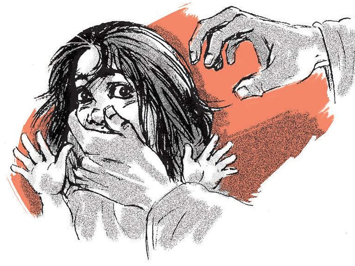 குளிர்பானத்தில் மது ஊற்றிக்கொடுத்து பெற்ற மகளையே வல்லுறவு செய்த தந்தை.. உடந்தையாக இருந்த சித்தியும் கைது!