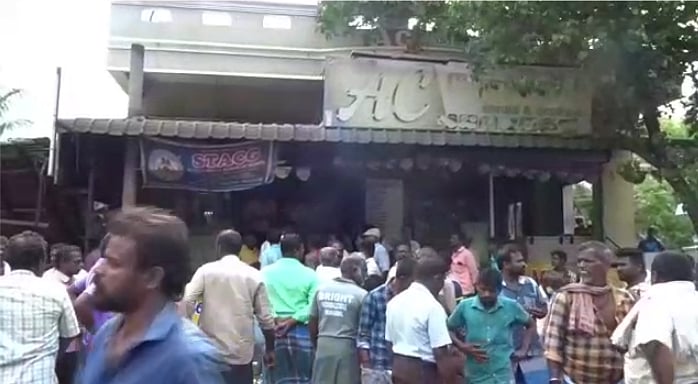 பார்சல் தர தாமதமானதால் ஆவேசம் - ஹோட்டல் ஊழியரை சரமாரியாக வெட்டிய கும்பல் : நெல்லையில் நடந்த பயங்கரம்!