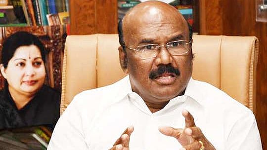 "பயம் இல்லை, ஆனால் சட்டப்பேரவையில் விவாதிக்க மாட்டோம்" : கொடநாடு கொலை விவகாரத்தில் பதறும் ஜெயக்குமார்!