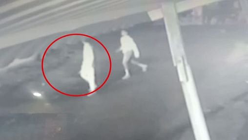 குடிபோதையில் தகராறு... வாலிபர் ஓட ஓட வெட்டி படுகொலை: புதுக்கோட்டையில் பயங்கரம்!