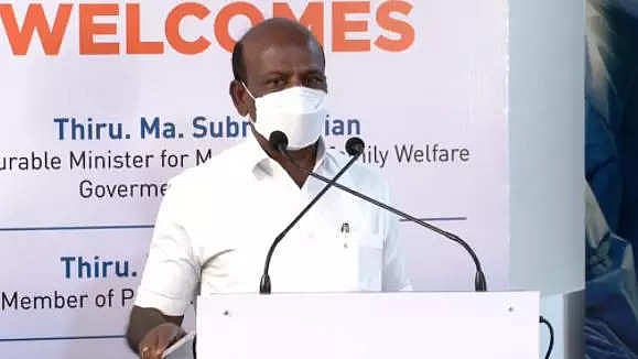 அனைத்து மாவட்டங்களிலும் இனி 24 மணி நேரமும் தடுப்பூசி போடலாம்... அசத்தல் திட்டத்தை தொடங்கிவைத்த அமைச்சர்!