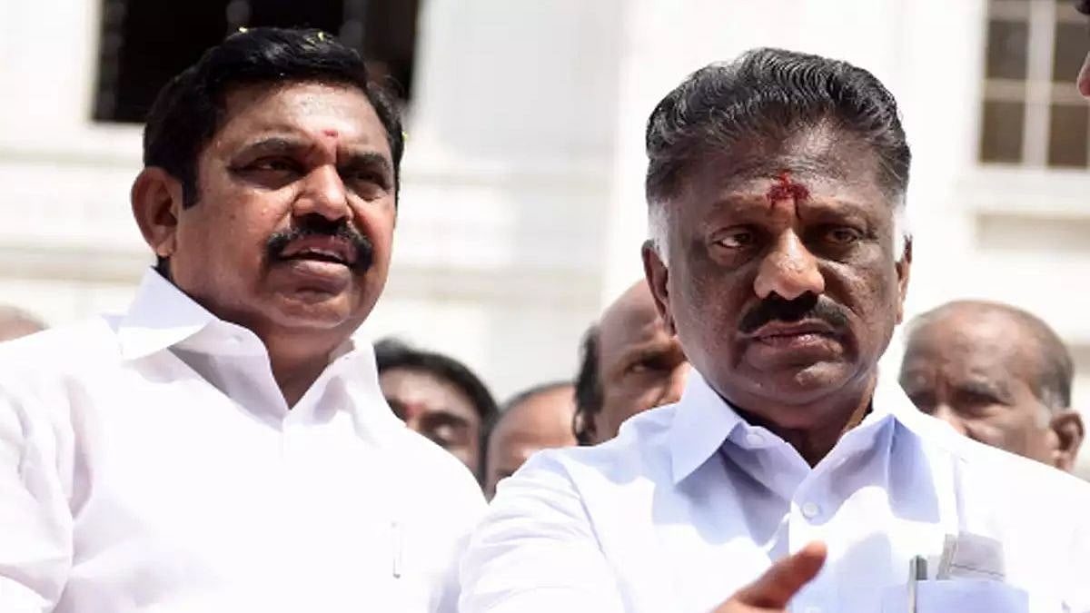 ”இன்று தரையில் இருக்கும் EPSம், OPSம் நாளை சிறையில் இருப்பார்கள்” - நாஞ்சில் சம்பத் பேச்சு!