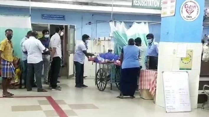 'சந்தேக புத்தி' : மனைவி மீதே ஆசிட் வீசி கொன்ற கணவன் - சேலத்தில் கொடூர சம்பவம்!