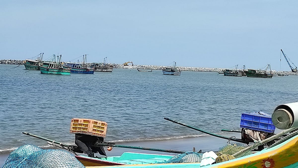 மாண்டஸ் புயல்.. “மொட்டை மாடிகளில் நிற்கக்கூடாது - பொது மக்கள் செய்யக் கூடாதவை என்ன?” : முக்கிய அறிவிப்பு!