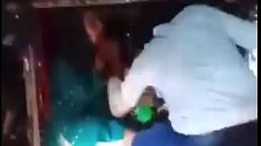 “ரிக்ஷாவில் சென்ற பெண்ணுக்கு நேர்ந்த கொடுமை” : பாகிஸ்தானில் அடுத்தடுத்து அரங்கேறும் அட்டூழியங்கள்!