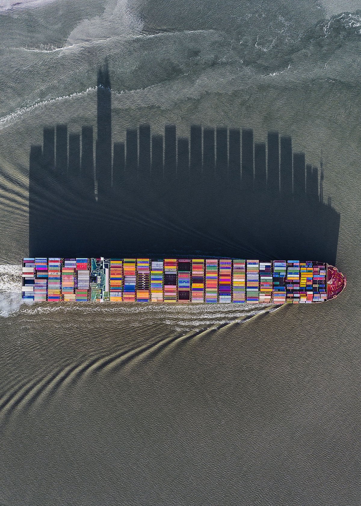 இப்படியும் ஒரு ‘பார்வை’ :  கிறுகிறுக்க வைக்கும் Drone புகைப்படங்கள்!