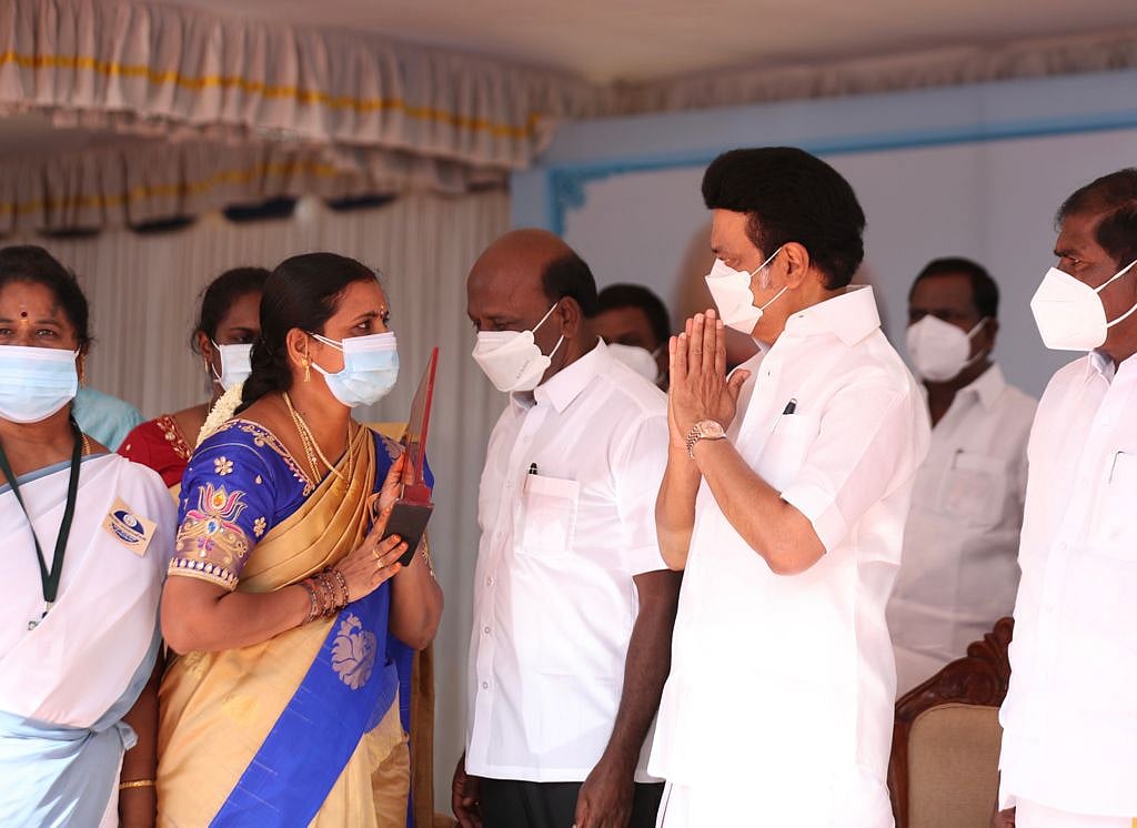 தாய்-சேய் மையம் திறப்பு; ஒகேனக்கலில் ஆய்வு : முதலமைச்சர் மு.க.ஸ்டாலினின் தருமபுரி சுற்றுப்பயண படங்கள்!