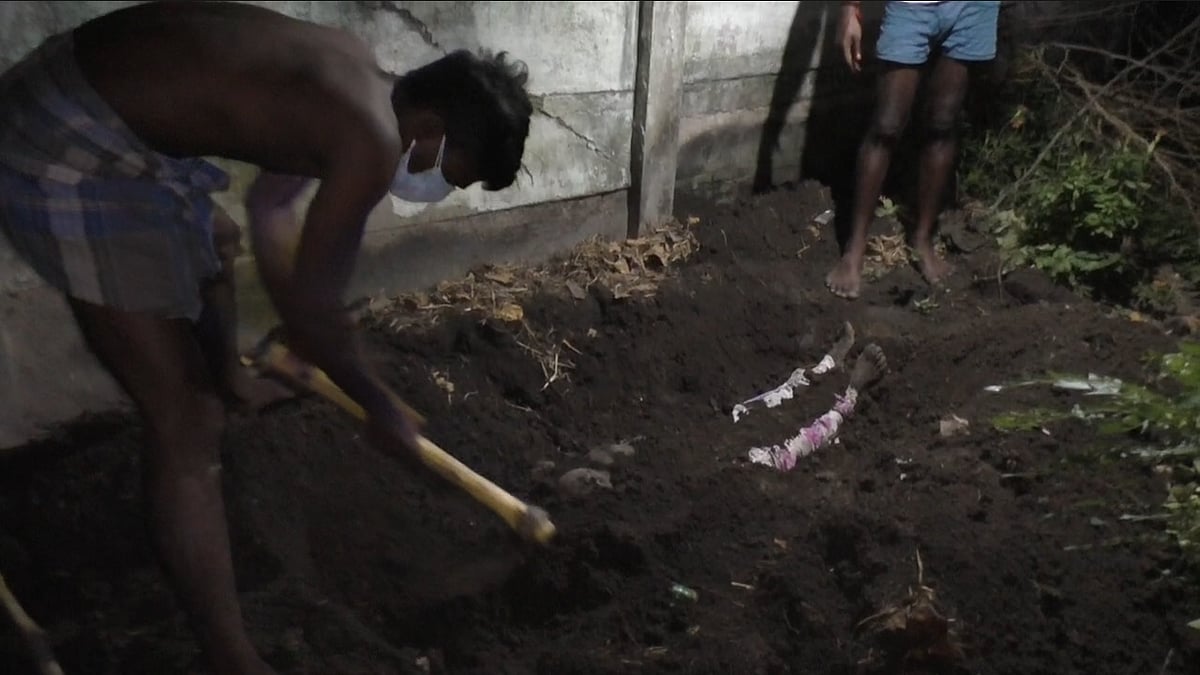 மதுபோதையில் மனைவி அடித்து கொலை - தோட்டத்தில் புதைத்துவிட்டு தேடுவது போல் நாடகம் ஆடிய கணவன்: நடந்தது என்ன?
