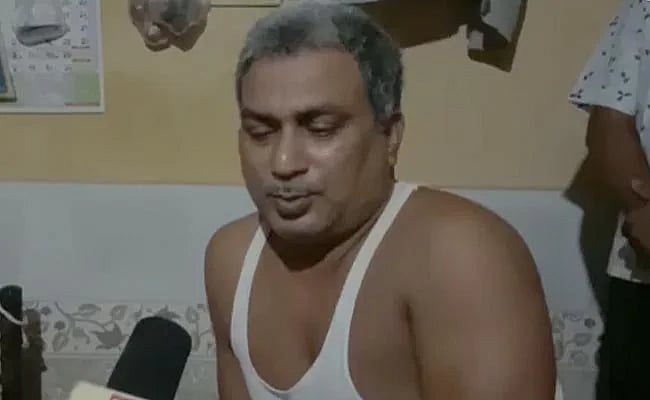 “கொரோனா தடுப்பூசி பதில் ரேபிஸ் தடுப்பூசி செலுத்திய சுகாதார ஊழியர்கள்” : மகாராஷ்டிராவில் தொடரும் அவலம்!