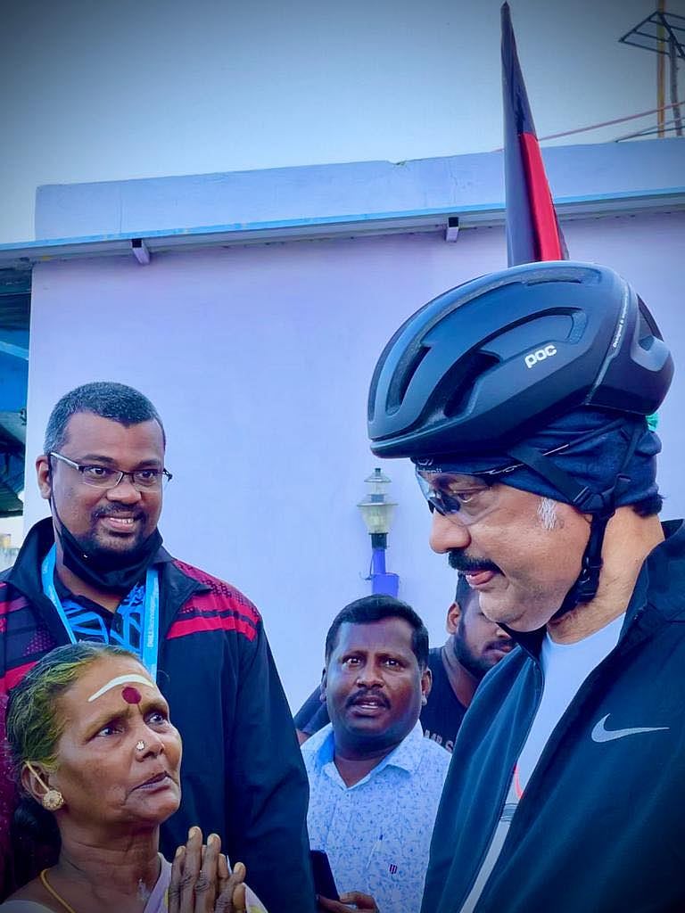 கிழக்கு கடற்கரை சாலையில் சைக்கிள் பயிற்சி மேற்கொண்ட முதலமைச்சர் மு.க.ஸ்டாலின்! (album)