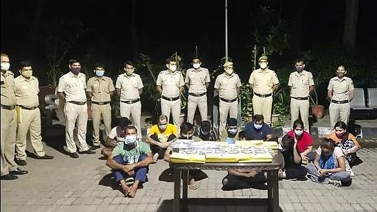 மோடி அரசின் கடன் திட்டத்தை பயன்படுத்தி பயங்கர மோசடி... விசாரணையில் வெளிவந்த அதிர்ச்சி தகவல்!