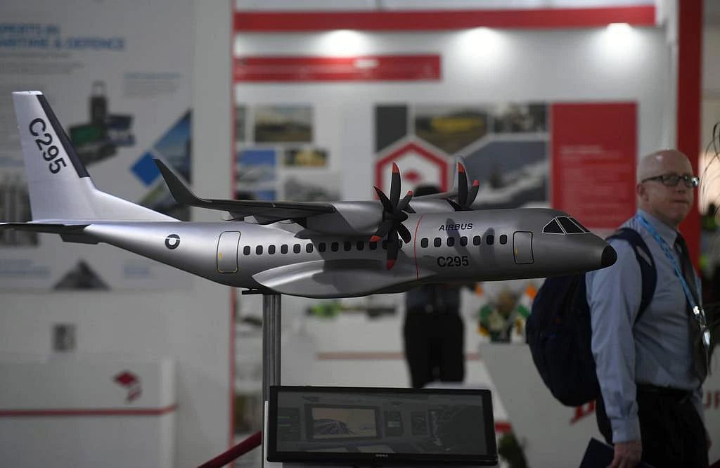 HAL-ஐ டீலில் விட்டு தனியாருக்கு ரூ.20,000 கோடியை தாரைவார்த்த பாஜக அரசு : ரஃபேலை தொடர்ந்த அடுத்த முறைகேடு?