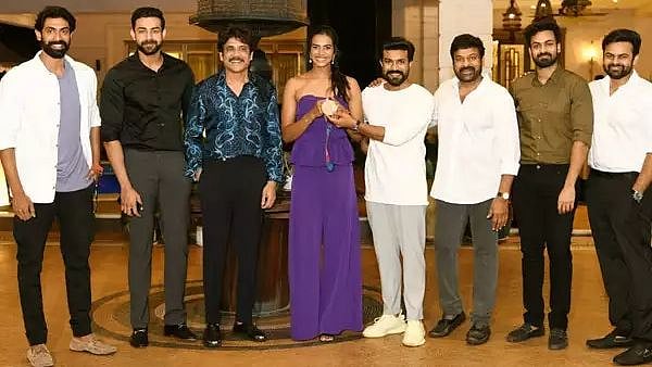 ஒலிம்பிக்கில் தொடர்ந்து 2 பதக்கங்களை வென்ற சிந்து: வீட்டுக்கே அழைத்து கவுரவித்த சூப்பர் ஸ்டார் குடும்பம்!