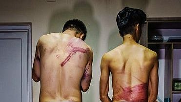 பத்திரிகையாளர்களை அடித்து நிர்வாணப்படுத்தி சித்திரவதை செய்த தாலிபான்கள்.. பீதியில் ஆப்கானிஸ்தான் மக்கள்!