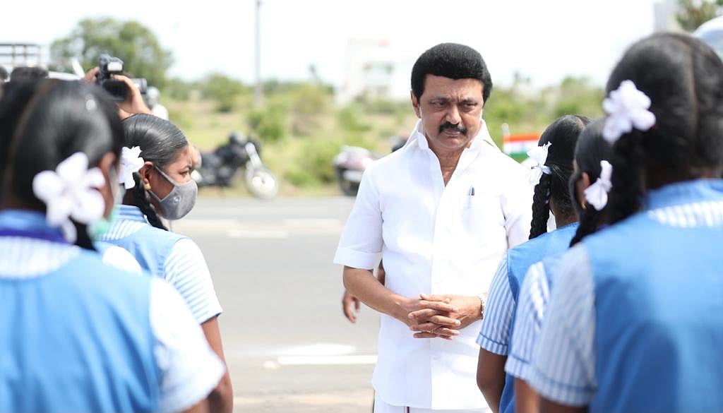 தாய்-சேய் மையம் திறப்பு; ஒகேனக்கலில் ஆய்வு : முதலமைச்சர் மு.க.ஸ்டாலினின் தருமபுரி சுற்றுப்பயண படங்கள்!