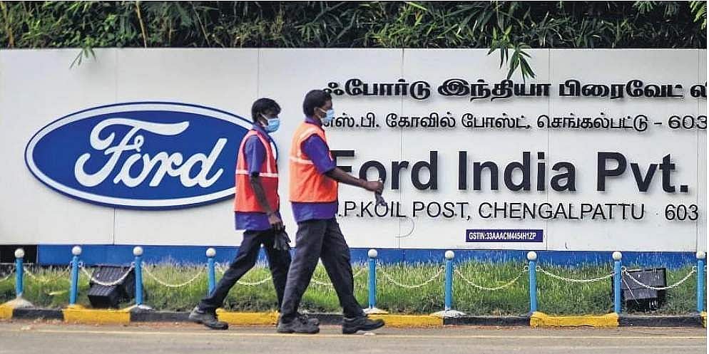 இந்தியாவிலிருந்து நடையைக் கட்டும் ஃபோர்டு : வேலை பறிபோகும் அச்சத்தில் 25,000 ஊழியர்கள் - நடந்தது என்ன?