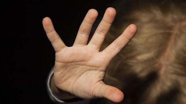 “பள்ளி மாணவியை தொடர் பாலியல் வன்கொடுமை செய்த ஆட்டோ ஓட்டுநர்” : போக்சோவில் கைது செய்து போலிஸார் விசாரணை!