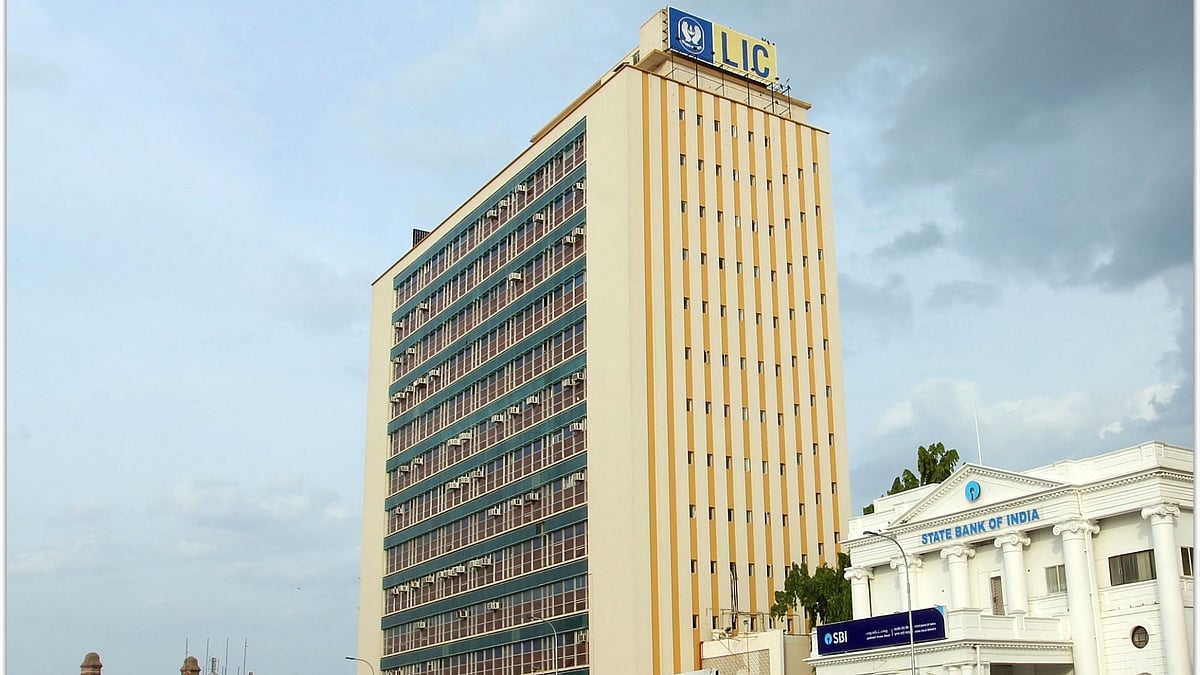 #LIC65 நினைவலை: தனியார் மயம் எனும் ராட்சத விலங்கு: வெண்ணெய் இருக்கையில் நெய்க்கு அலையும் மோடி அரசு!