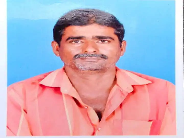 நகை திருட்டு வழக்கில் தந்தை கைது.. சோகத்தில் மகன் தற்கொலை - மகன் தற்கொலையால் விபரீத முடிவு எடுத்த தந்தை!