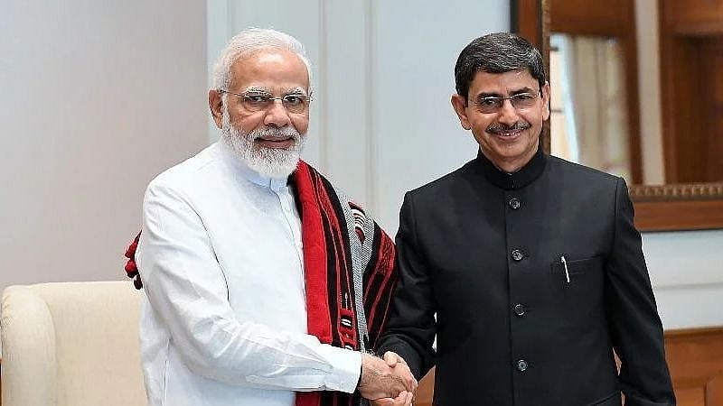 தமிழ்நாட்டின் புதிய ஆளுநர் நியமனம் : யார் இந்த ஆர்.என்.ரவி? - மோடியின் ஆசி கிடைத்ததன் பின்னணி என்ன ?
