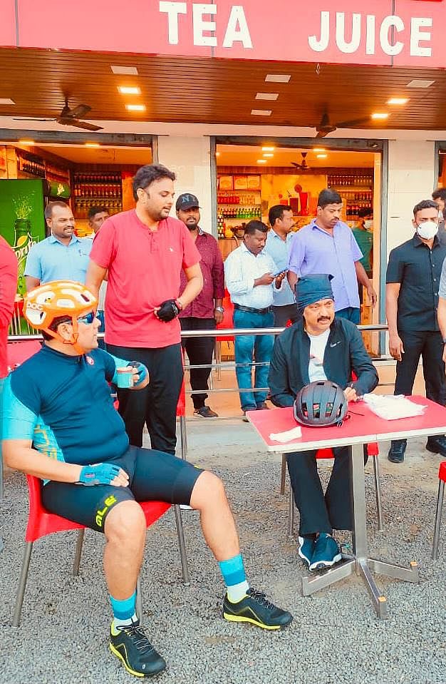 கிழக்கு கடற்கரை சாலையில் சைக்கிள் பயிற்சி மேற்கொண்ட முதலமைச்சர் மு.க.ஸ்டாலின்! (album)