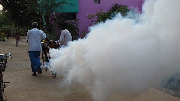 கொசு மருந்து அடிப்பதாக நாடகமாடி கொள்ளையடிக்க முயன்ற மர்ம கும்பல்.. திருப்பத்தூரில் அதிர்ச்சி சம்பவம்!