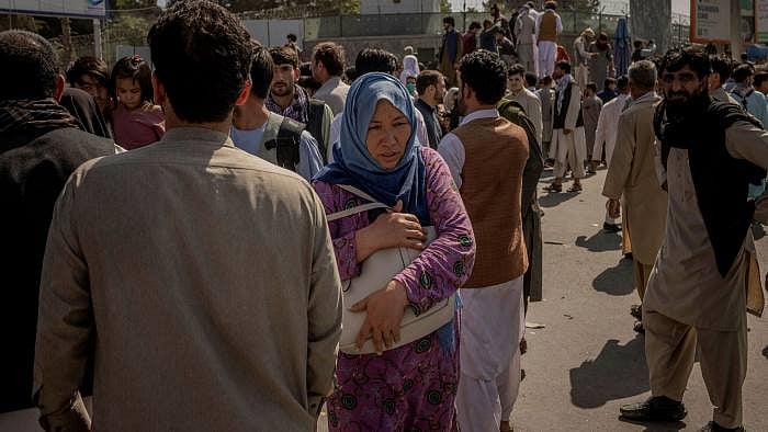 ”பெண்களுக்கு அமைச்சரைவையில் இடமில்லை” - தாலிபான்களுக்கு எதிராக ஆப்கனில் தொடர் போராட்டம்!