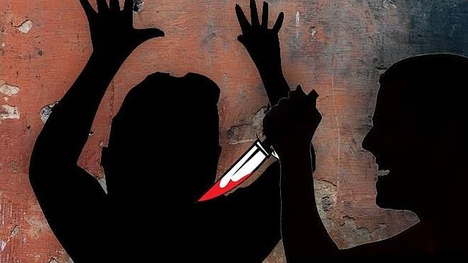 “ஜெயிலுக்கு போய்ட்டு வர்றதுக்குள்ள இப்படி பண்ணிட்டீங்களே” : ஆத்திரத்தில் மாமியாரை குத்திக் கொன்ற வாலிபர்!