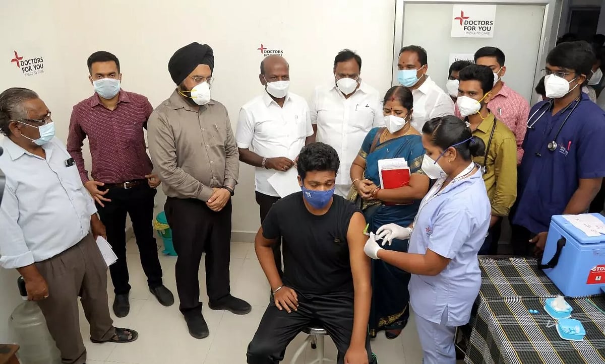 “நவம்பர் இறுதிக்குள் 100% தடுப்பூசி செலுத்திய முதல் மாநிலமாக தமிழ்நாடு திகழும்”: அமைச்சர் மா.சு உறுதி!