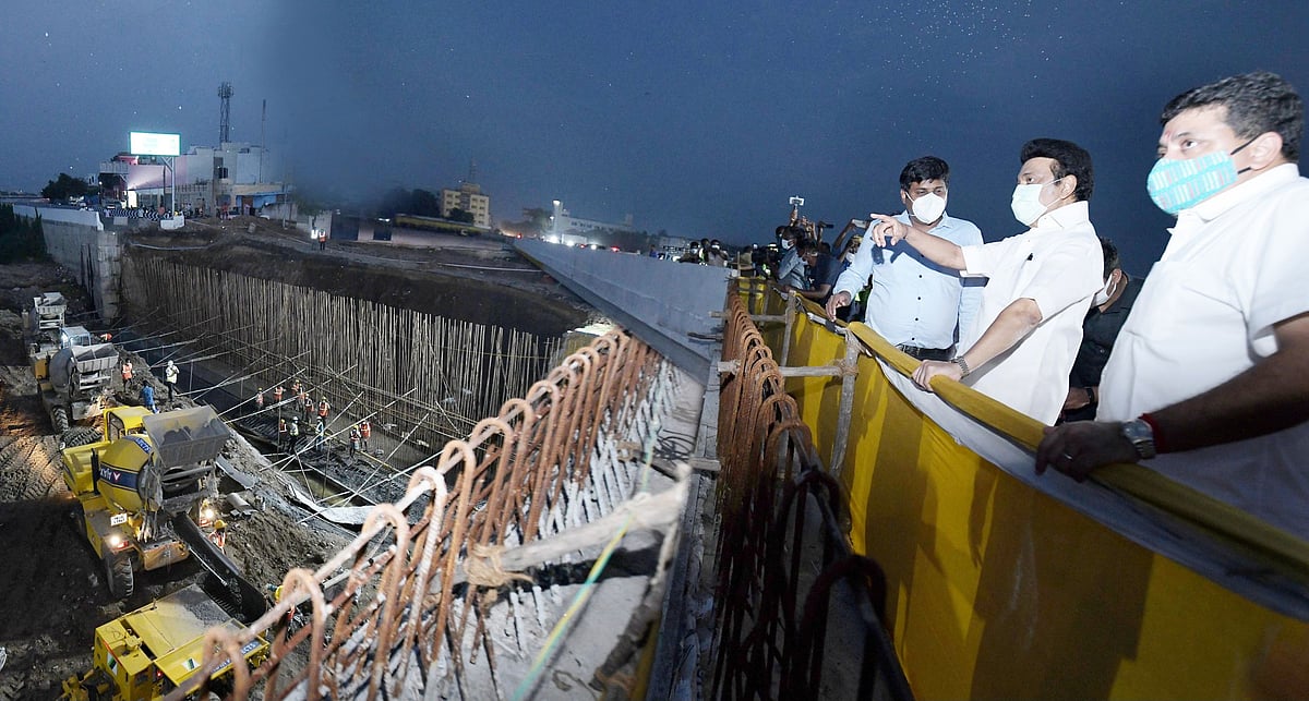 “2023-க்குள் அனைத்து திட்டங்களும் செயல்பாட்டுக்குள் வர வேண்டும்”: அதிகாரிகளுக்கு முதல்வர் உத்தரவு !