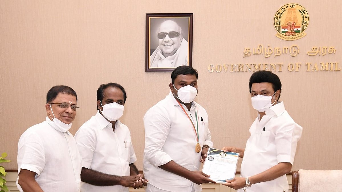தமிழ்நாடு→காமன்வெல்த் : வலுதூக்கும் போட்டியில் சாதித்த தி.மு.க MLA - வாழ்த்திய முதலமைச்சர் மு.க.ஸ்டாலின்!