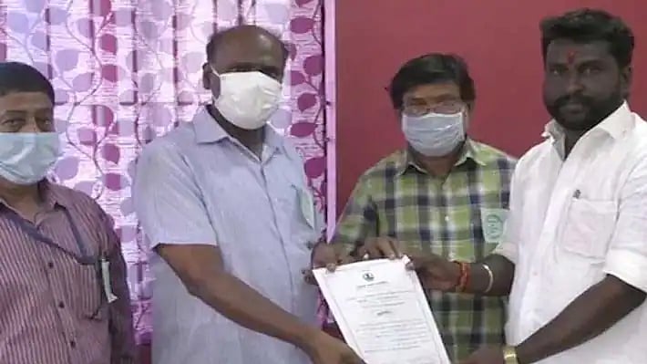 ஒரு வாக்கு, 2 வாக்கு வித்தியாசத்தில் வென்ற பஞ்சாயத்து தலைவர்கள்.. உள்ளாட்சி தேர்தலில் ருசிகரம்!