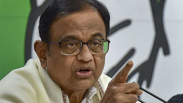 "பெண்ணை எப்படி விடிவதற்குள் கைது செய்யலாம்?” : பிரியங்கா காந்தி கைதுக்கு ப.சிதம்பரம் கடும் கண்டனம்!