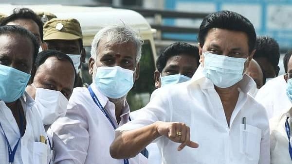 ”பொருளாதார வளர்ச்சியின் கலங்கரை விளக்கம்: வேலைவாய்ப்பில் மீண்டெழும் தமிழ்நாடு” - தினத்தந்தி புகழாரம்!