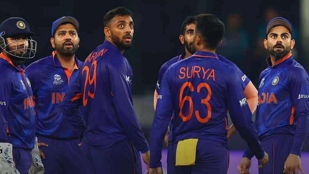 T20 உலகக்கோப்பை - ரெக்கார்டை உடைத்த பாகிஸ்தான்.. இந்தியாவின் தோல்விக்கான காரணங்கள் என்னென்ன?