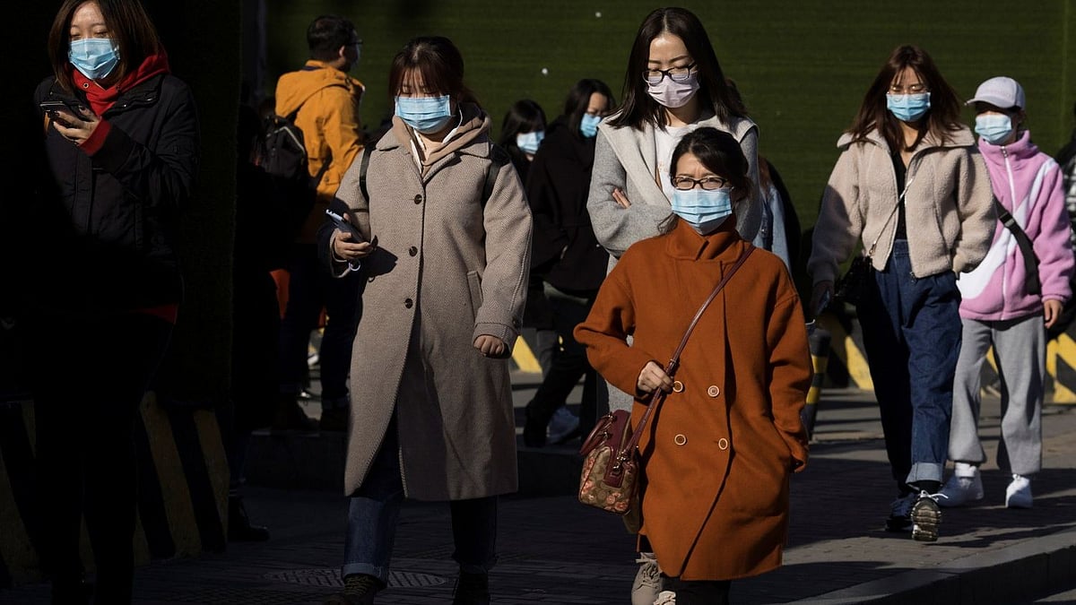 கொரோனா பரவலால் மீண்டும் சீனாவில் ஊரடங்கு... வீட்டுத்தனிமையில் 23 ஆயிரம் பேர்  : உலக நாடுகள் பீதி!