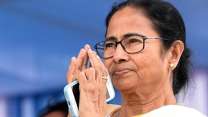 பவானிபூர் இடைத்தேர்தல்.. முதல்வர் மம்தா பானர்ஜி தொடர்ந்து முன்னிலை!